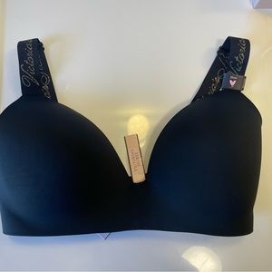 Victoria’s Secret The T-Shirt Lightly-Lined Wireless Bra